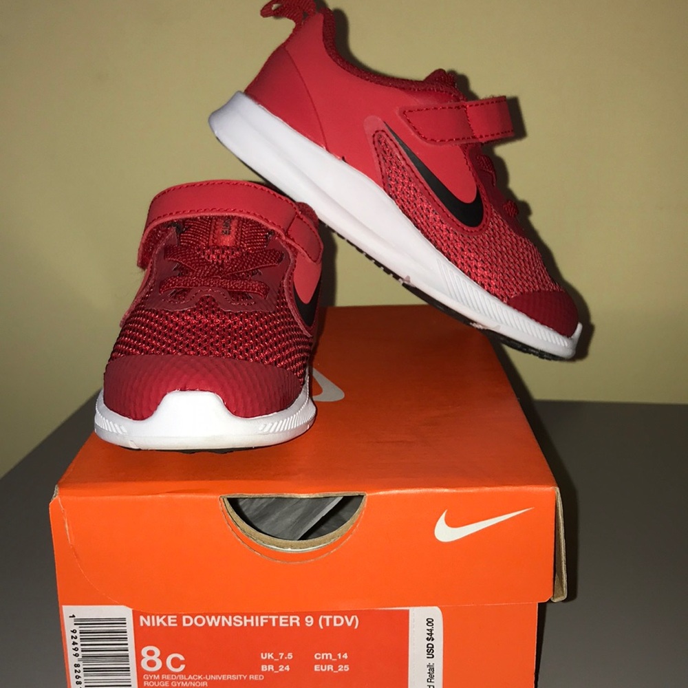 Toddler Nike Downshifter 9 (TDV) size 8c